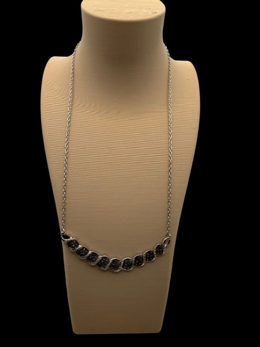 Elegant Sterling Silver Black Spinel Wavy Bar Pendant Necklace Art Deco gift 6g